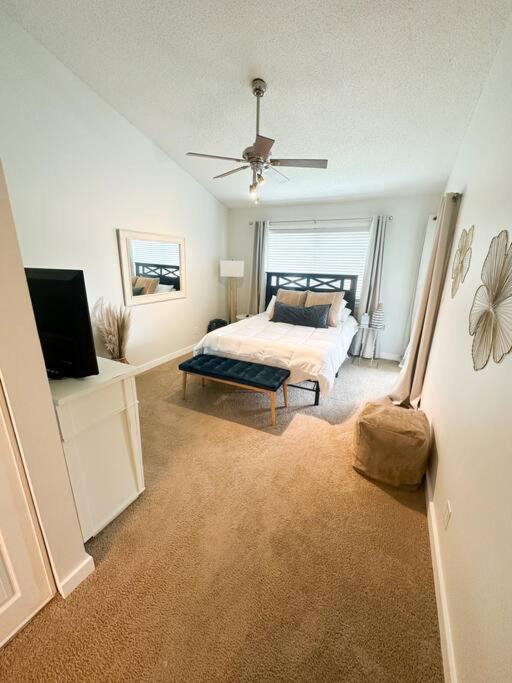 Modern Rocket City Condo -- 3 Min To Mid-City Huntsville Exterior photo